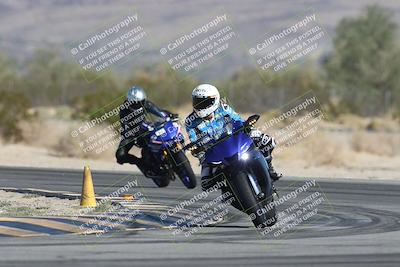 media/Oct-30-2025-Racers Edge (Thu) [[dabbdaf680]]/3-B Group/Session 1 (Turn 5)/